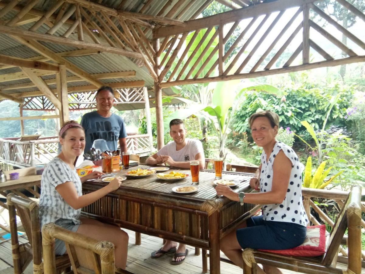 De Salak Homestay Bogor Kültér fotó
