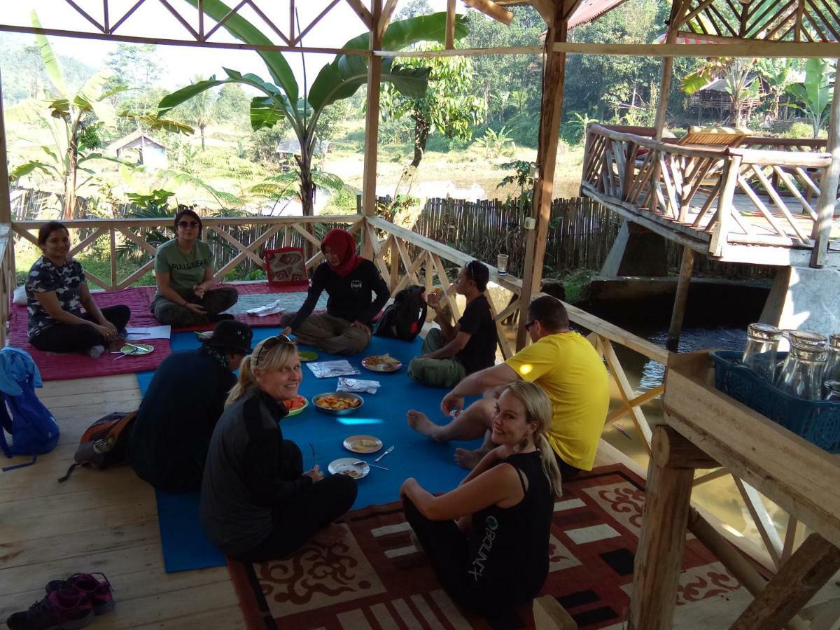 De Salak Homestay Bogor Kültér fotó