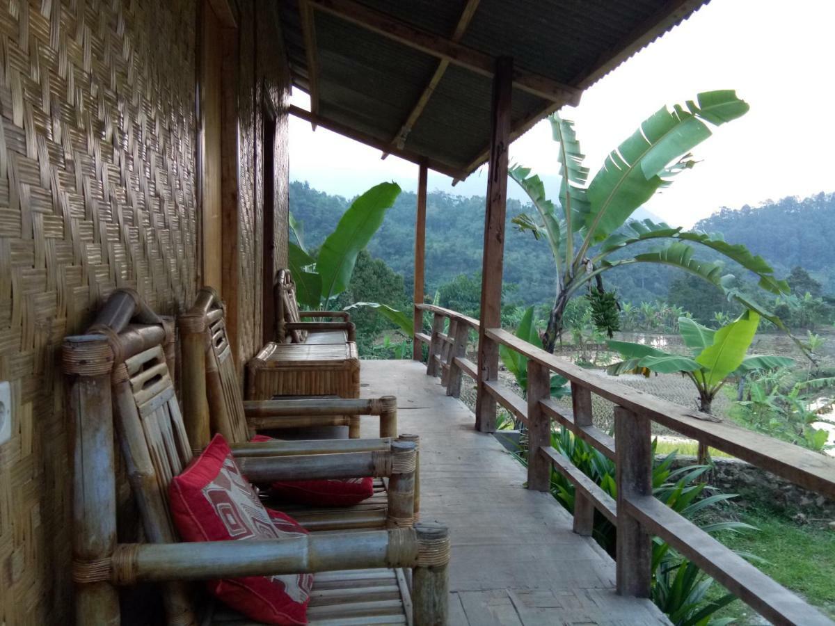 De Salak Homestay Bogor Kültér fotó