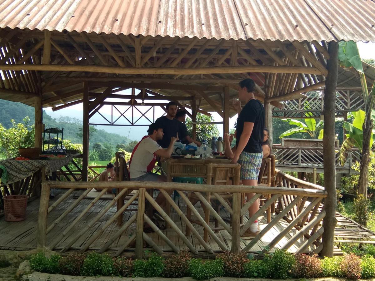 De Salak Homestay Bogor Kültér fotó